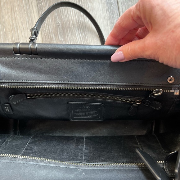 Black Coach Satchel - Picture 6 of 9